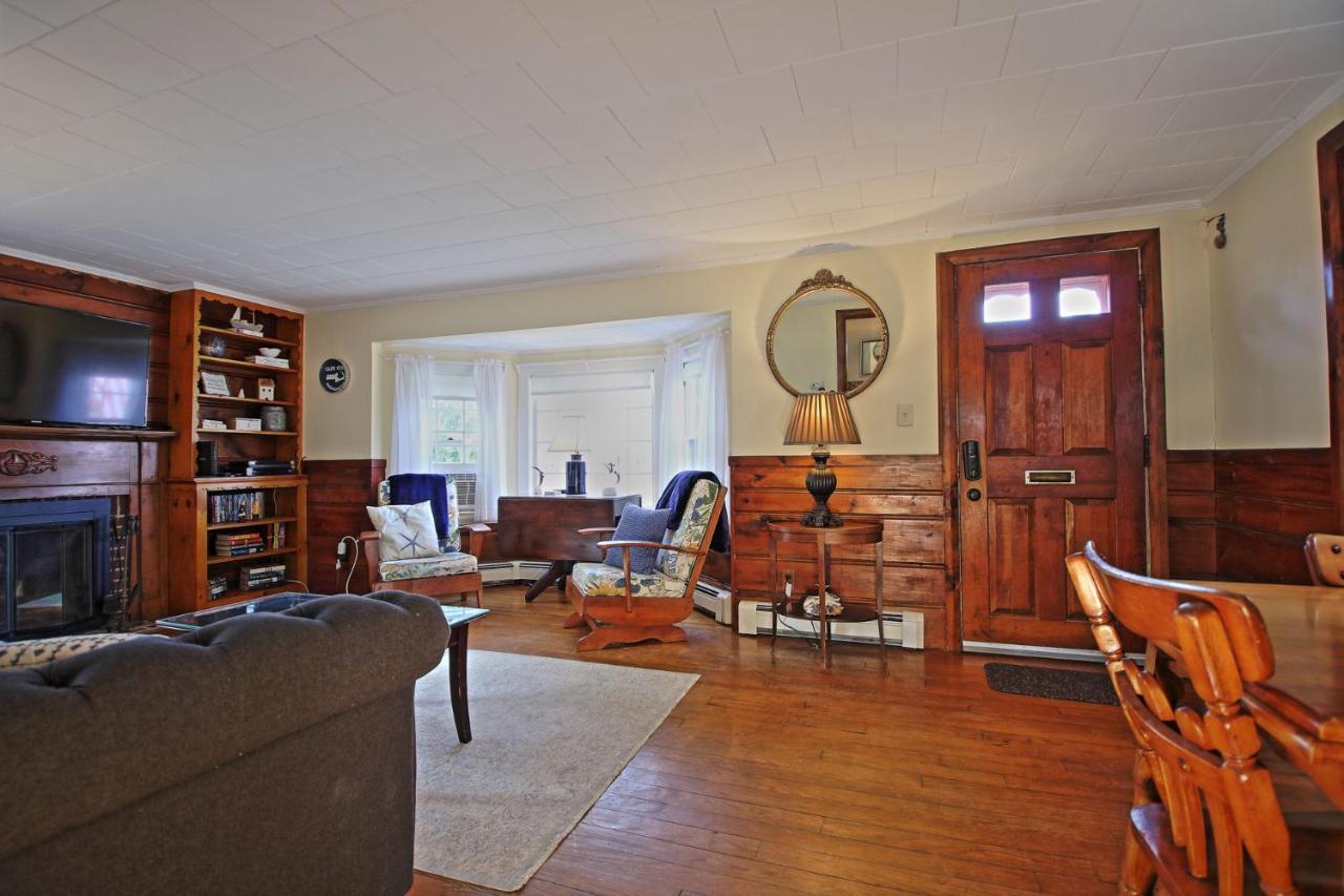 Lofted Cape Cottage By Leavetown Vacations South Yarmouth Exterior foto